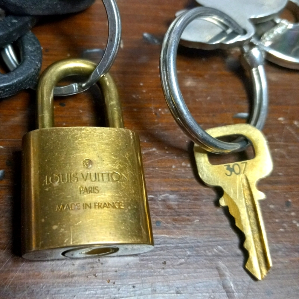 Louis Vuitton lock and key
